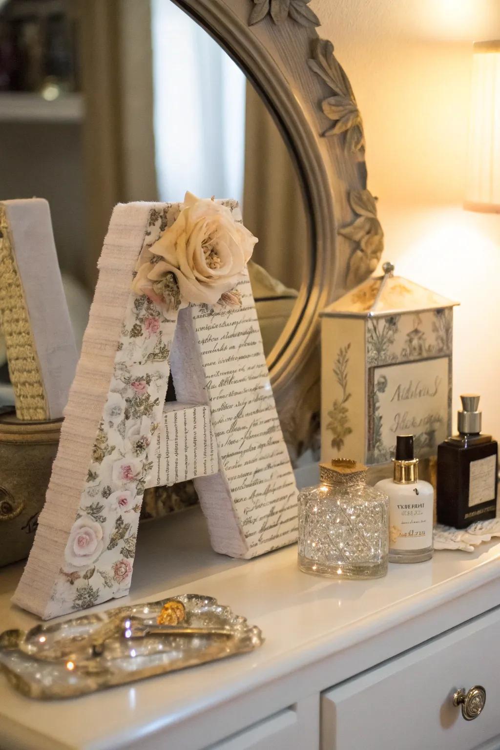 A fabric-wrapped letter for an impression of refinement.