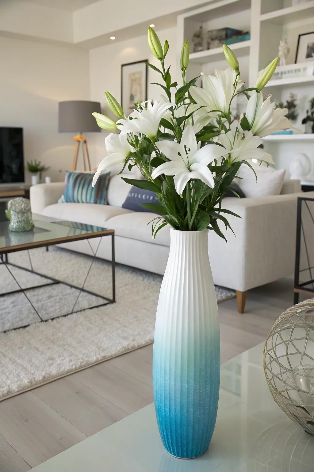 Ombre effects on a vase create a stunning visual display as colors transition smoothly.