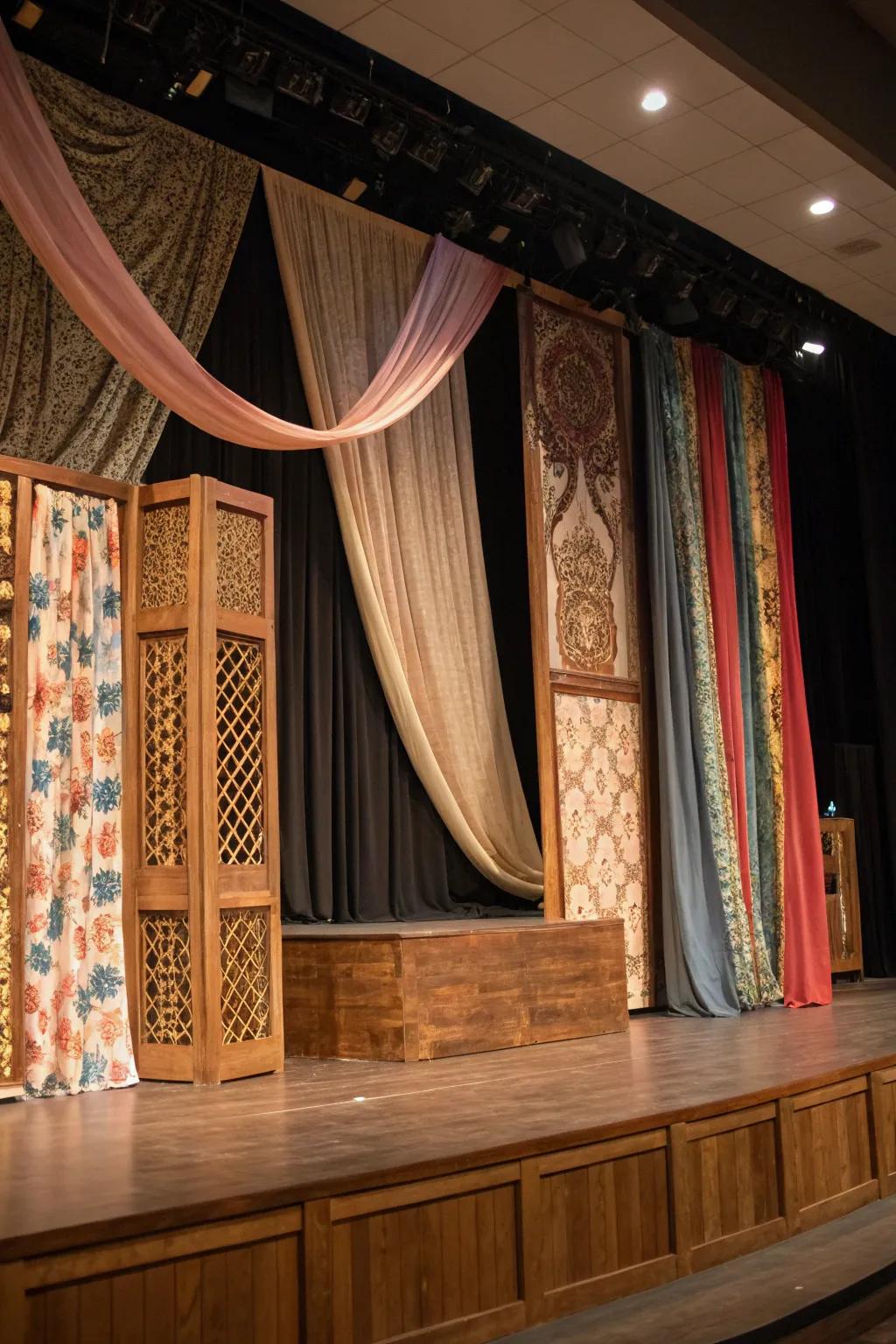 Textural components enhance the profundity of stage design.